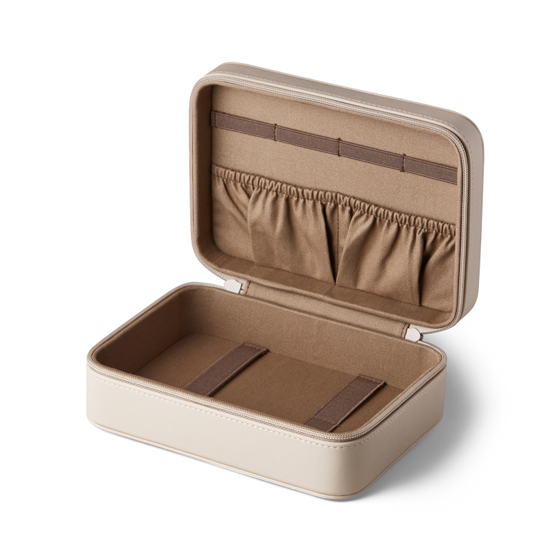 Vegan leather organizing box in the color beige