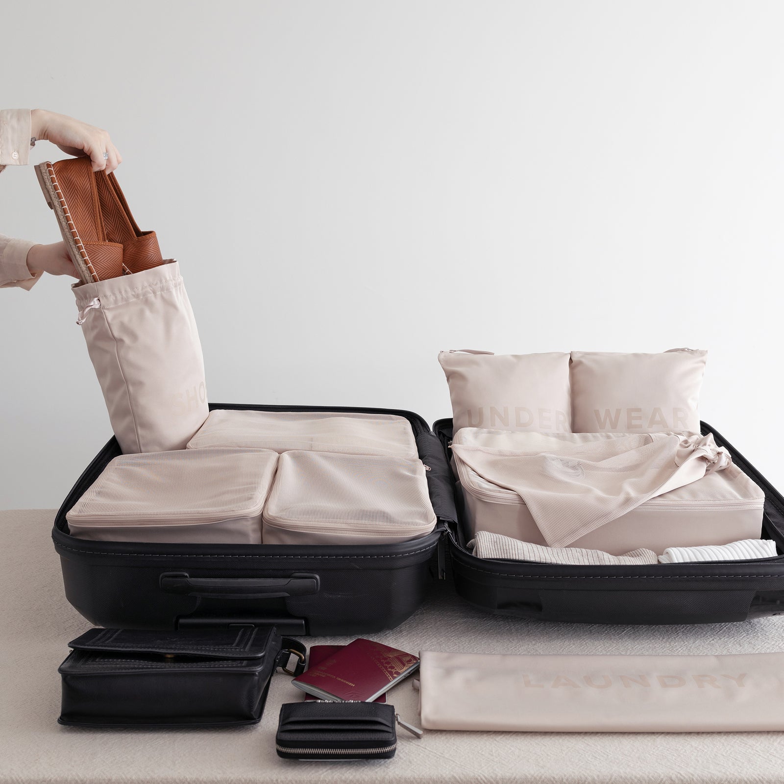 Suitcase organizer best sale